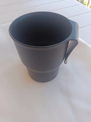 Soporte Bebidas Negro Versátil