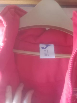Abrigo deportivo Joma rosa
