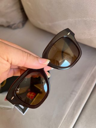 Gafas de sol Ray-Ban marrones nuevas