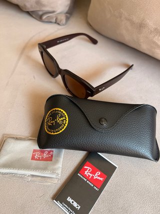 Gafas de sol Ray-Ban marrones nuevas