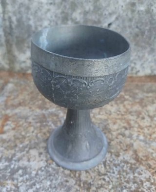 Antiguos objetos de culto católico