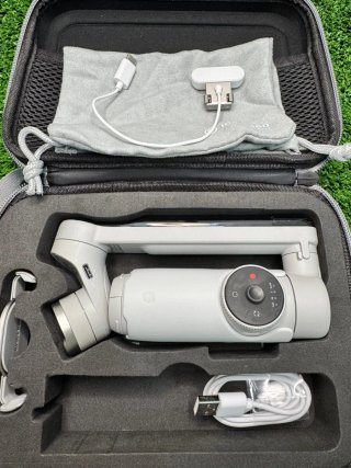 Insta360 Flow Gimbal Estabilizador Móvil
