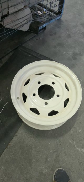 Llanta Land Rover Santana Turbo Blanca