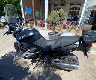 BMW R1200R Negra y Plateada