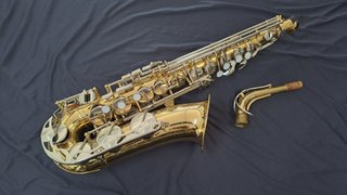 Saxofón Alto Yamaha YAS-25