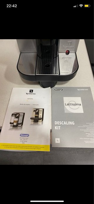 Cafetera DeLonghi Nespresso Plata