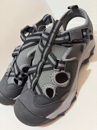 Sandalias de montaña talla 39