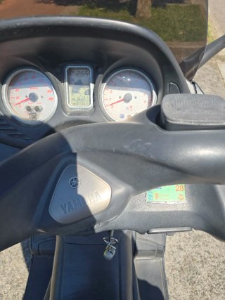 Yamaha T-Max 500 Maxi Scooter Negra