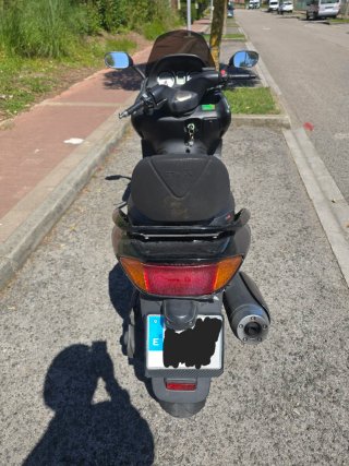 Yamaha T-Max 500 Maxi Scooter Negra