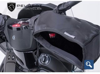 Cubremanos Peugeot Metropolis