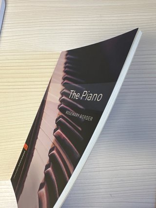 Oxford Bookworms Library: Stage 2: The Piano