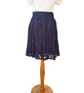 Massimo Dutti / Falda de encaje con vuelo azul S