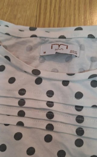 Camiseta lunares manga larga volantes
