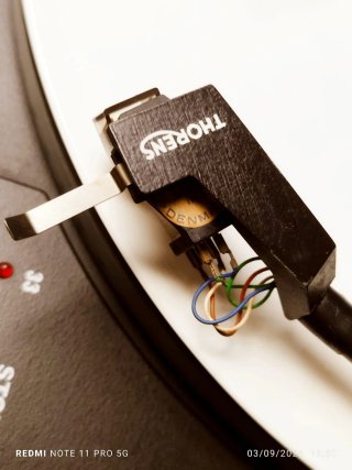 THORENS TD-104 TOCADISCOS