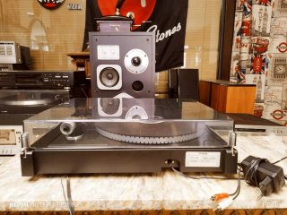 THORENS TD-104 TOCADISCOS
