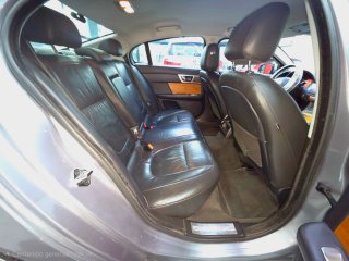 JAGUAR XF 3.0D 240CV