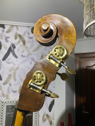 Contrabajo 3/4 Luthier, con funda y arco