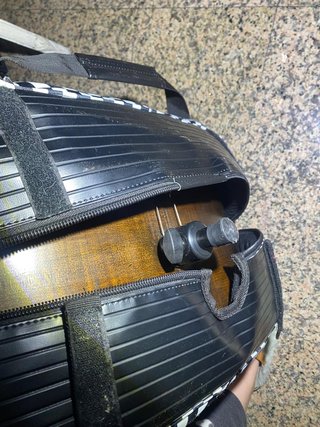 Contrabajo 3/4 Luthier, con funda y arco