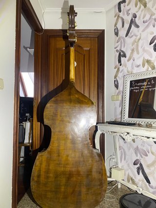 Contrabajo 3/4 Luthier, con funda y arco