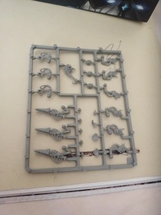 Hormagantes (2) + Bits Warhammer