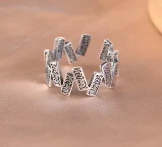 Anillo Plata Ajustable Diseño Geométrico