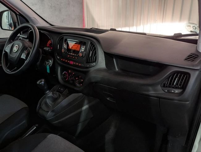 Fiat Doblò Panorama 1.6Mjt Easy 2020, foto 25