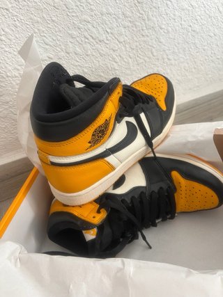 Air Jordan 1 Taxi Negro Amarillo
