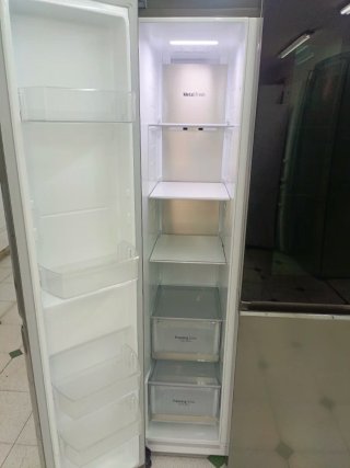 Nevera americana marca LG 180/92cm clase E