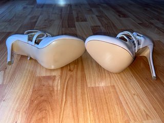 Tacones Beige