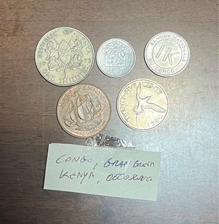 Lotto 5 monete: Kenya, Congo, UK, Cecoslovacchia