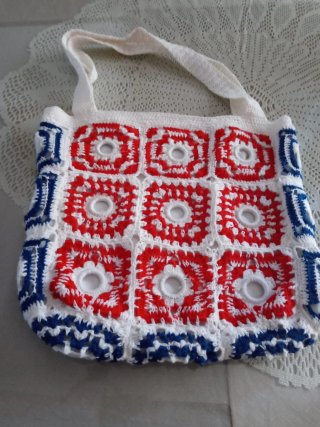 Bolso tejido a mano