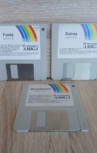 Lotto 3 Floppy Disk Amiga Originali Programmi