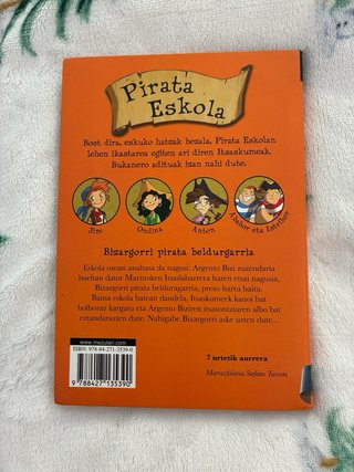 Bizargorri pirata beldurgarria