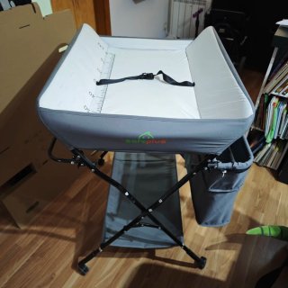 Cambiador bebé plegable con medidor impermeable