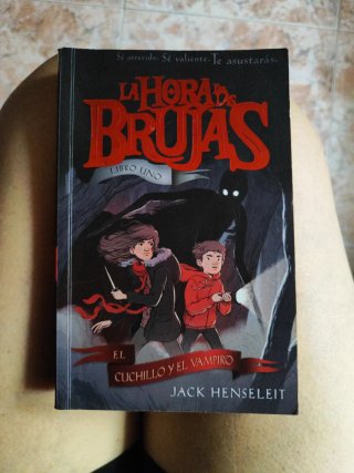 Libro El cuchillo y el vampiro