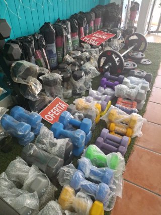 Set di pesi 4kg e 5kg nuovi