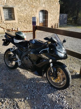 Honda cbr 1000rr fireblade 2007