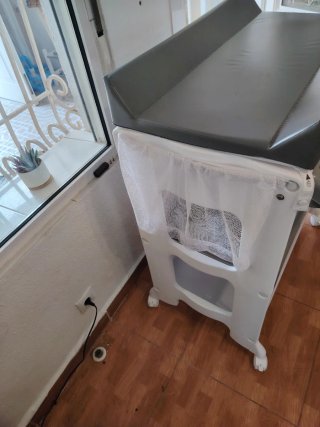 Tina de baño y cambiador de pañales