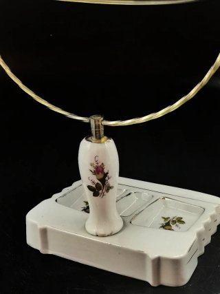 Impecable espejo basculante de tocador porcelana