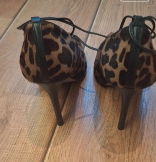 Zapatos tacón animal print talla 41