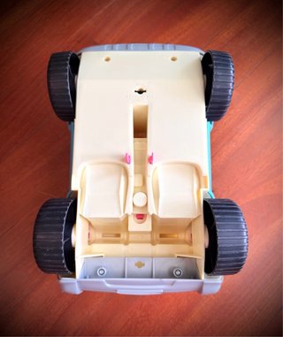 FUORISTRADA VINTAGE“BARBIE BEACH FUN” MATTEL 2005