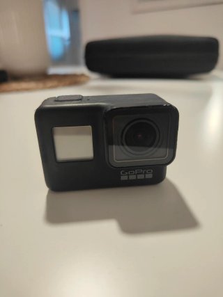 GoPro Hero 7 Black + Accesorios