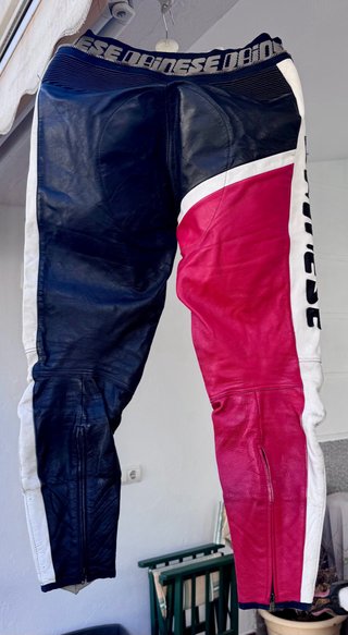 Mono Dainese 2 piezas talla 54 Con protecciones
