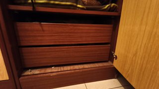 Armario con cama empotrada