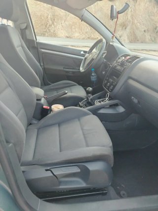 Volkswagen Golf 2004