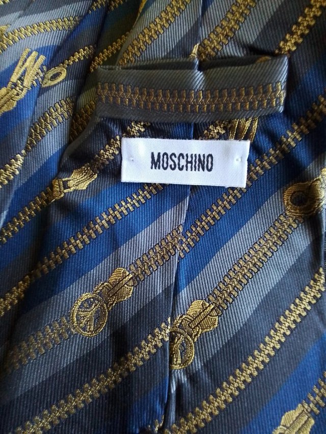 Corbatas Moschino Seda Italiana