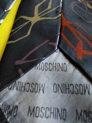 Corbatas Moschino Seda Italiana