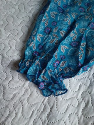 Maglia Zara fantasia floreale blu