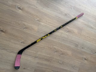 Stick / Palo de Hockey TRUE CATALYST X