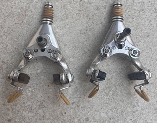 Campagnolo C-Record Delta 5 Pivot